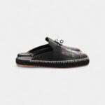 Hermès Leather Mules & Clogs The Perfect Balance of Comfort and Sophistication