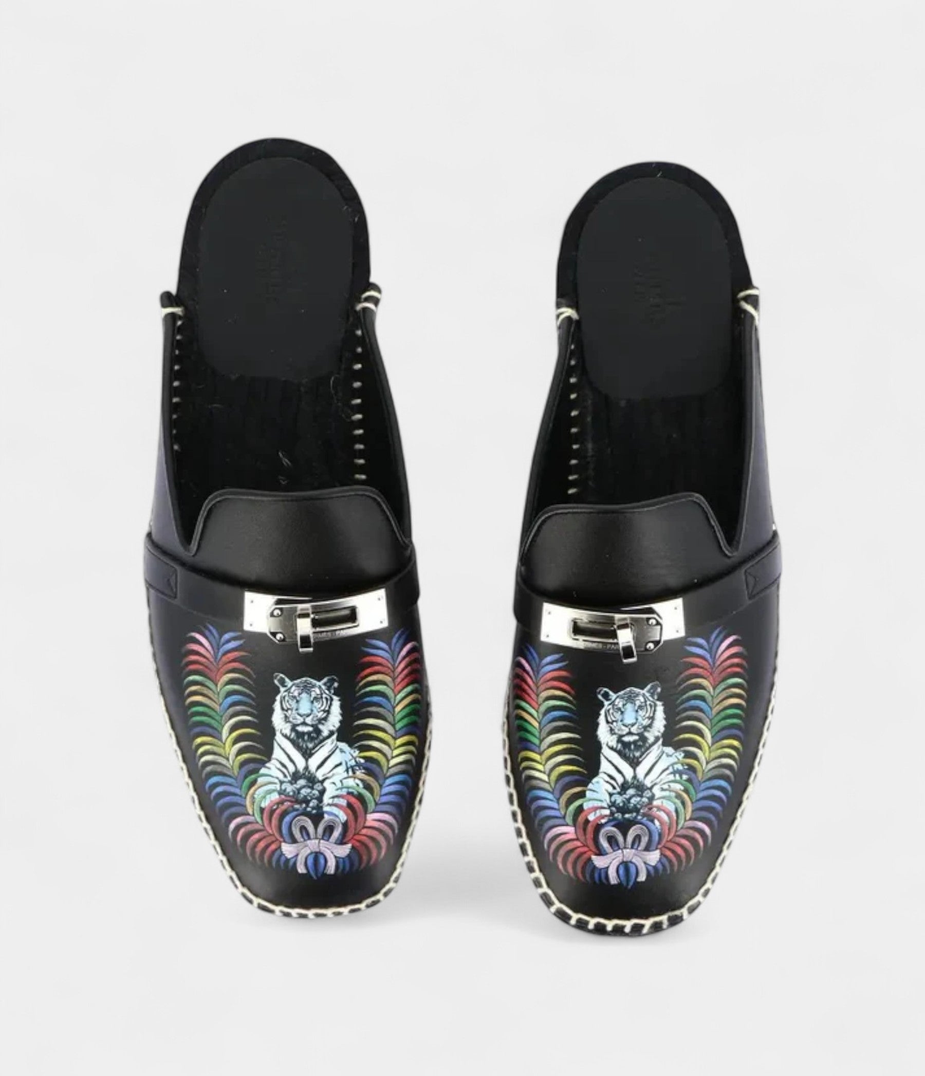 Hermès Leather Mules & Clogs The Perfect Balance of Comfort and Sophistication