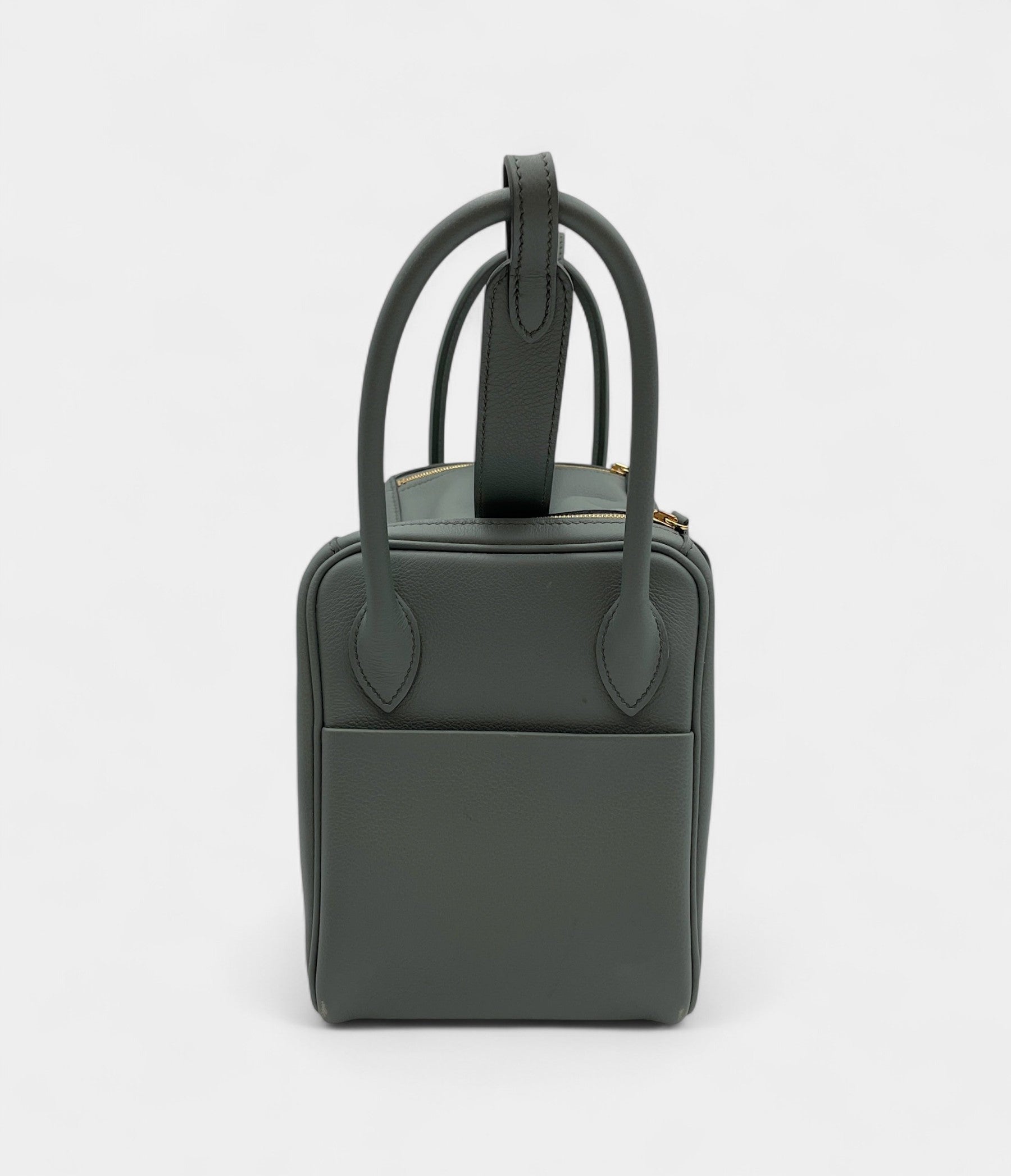 HermesLindy26inAlmondGreenEvercolorLeatherWithGoldHardware_3.jpg Hermès Lindy 26 in Almond Green Evercolor Leather With Gold Hardware