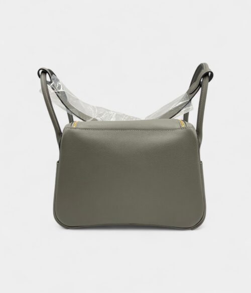 Hermès Lindy 26 in Gris Meyer Evercolor Leather with Gold Hardware