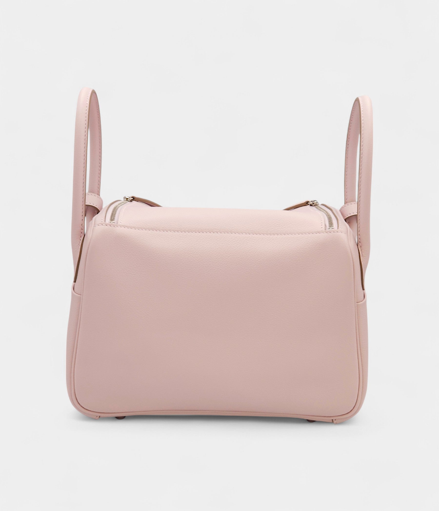 HermesLindy26inMauvePaleEvercolorLeatherwithPalladiumHardware_1.jpg Hermès Lindy 26 in Mauve Pale Evercolor Leather with Palladium Hardware