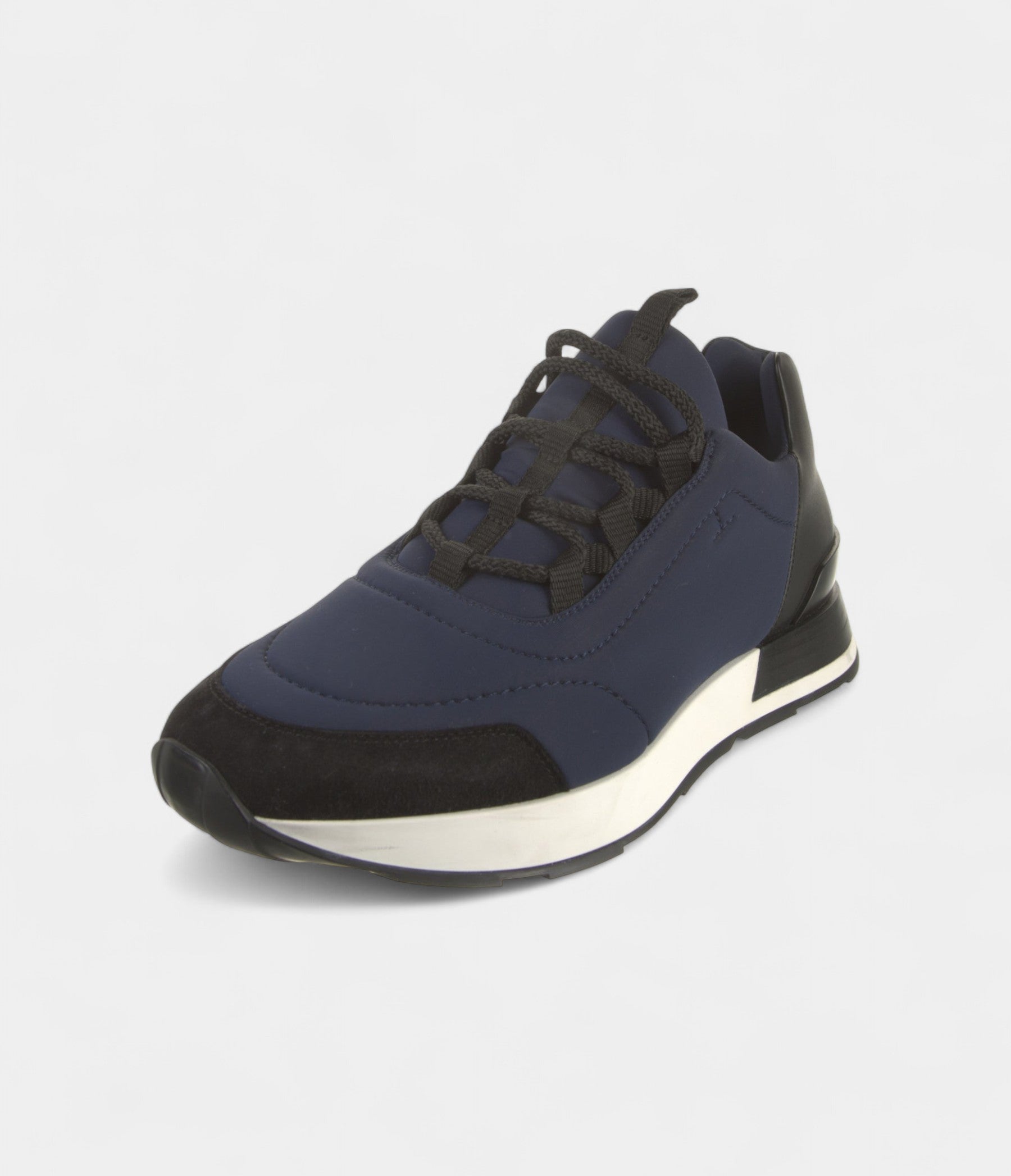 HermesMen_sBusterSneakersStyleMeetsSuperiorCraftsmanship_2.jpg Hermès Men's Buster Sneakers Style Meets Superior Craftsmanship