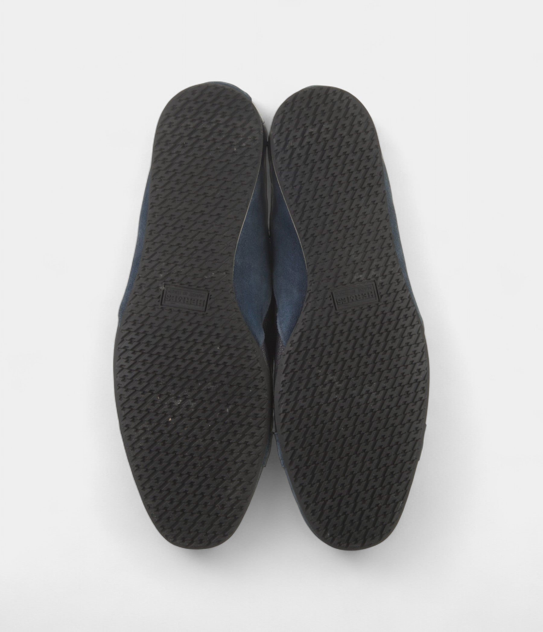 Hermès Men's Leather Sneakers Classic Luxury With A Modern Touch