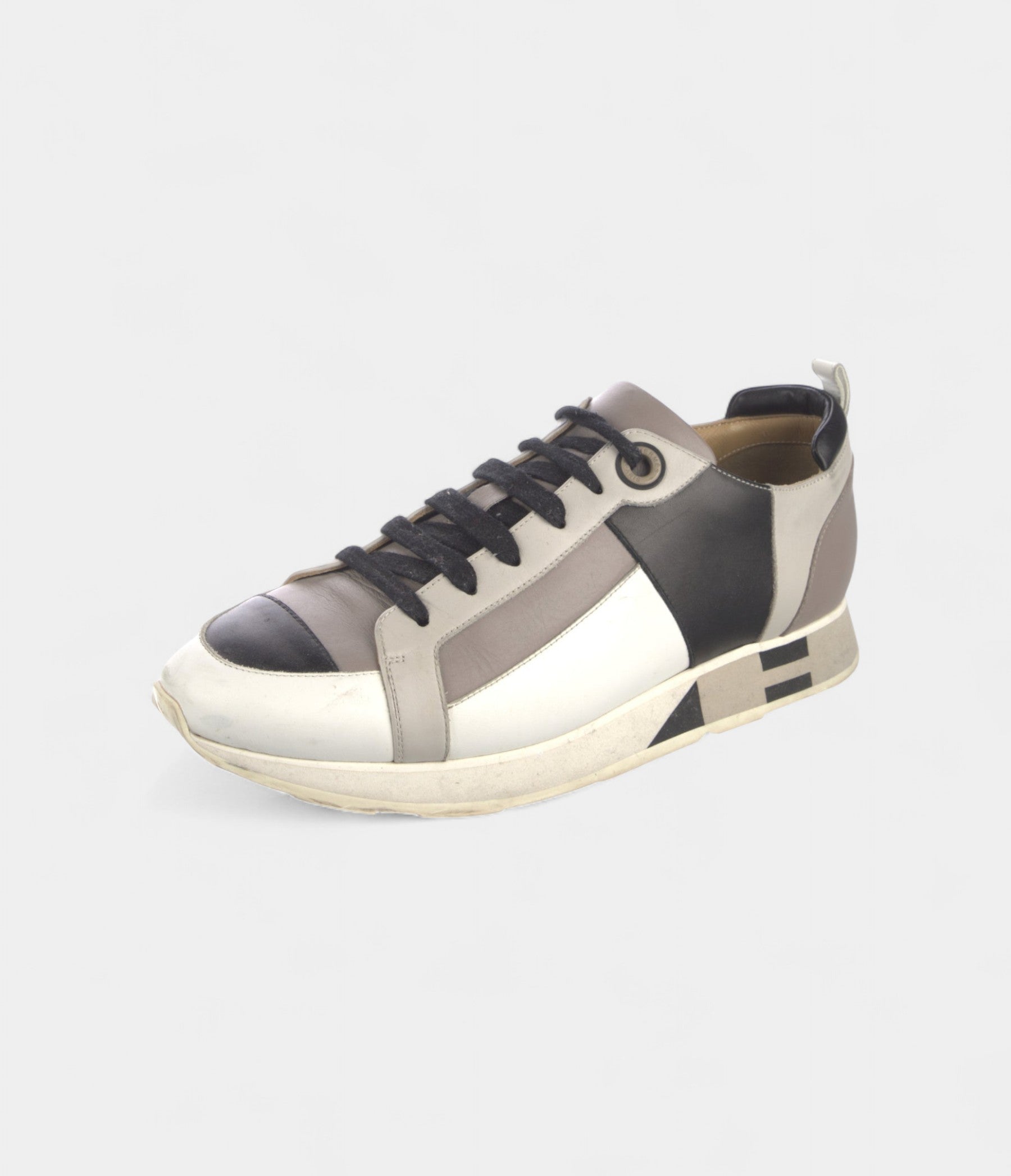 HermesMen_sSneakersEpsomBoomerangwTags_2_28b7e2c9-de61-479d-be61-e16a7d9c7585.jpg Hermès Men's Sneakers Printed