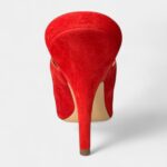 Hermès Mules & Clogs Effortless Luxury for the Discerning