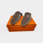 Hermès Mules & Clogs The Perfect Blend of Comfort and Elegance