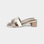 Hermès Oasis Sandal Himalaya Matte Niloticus Crocodile 37 EU