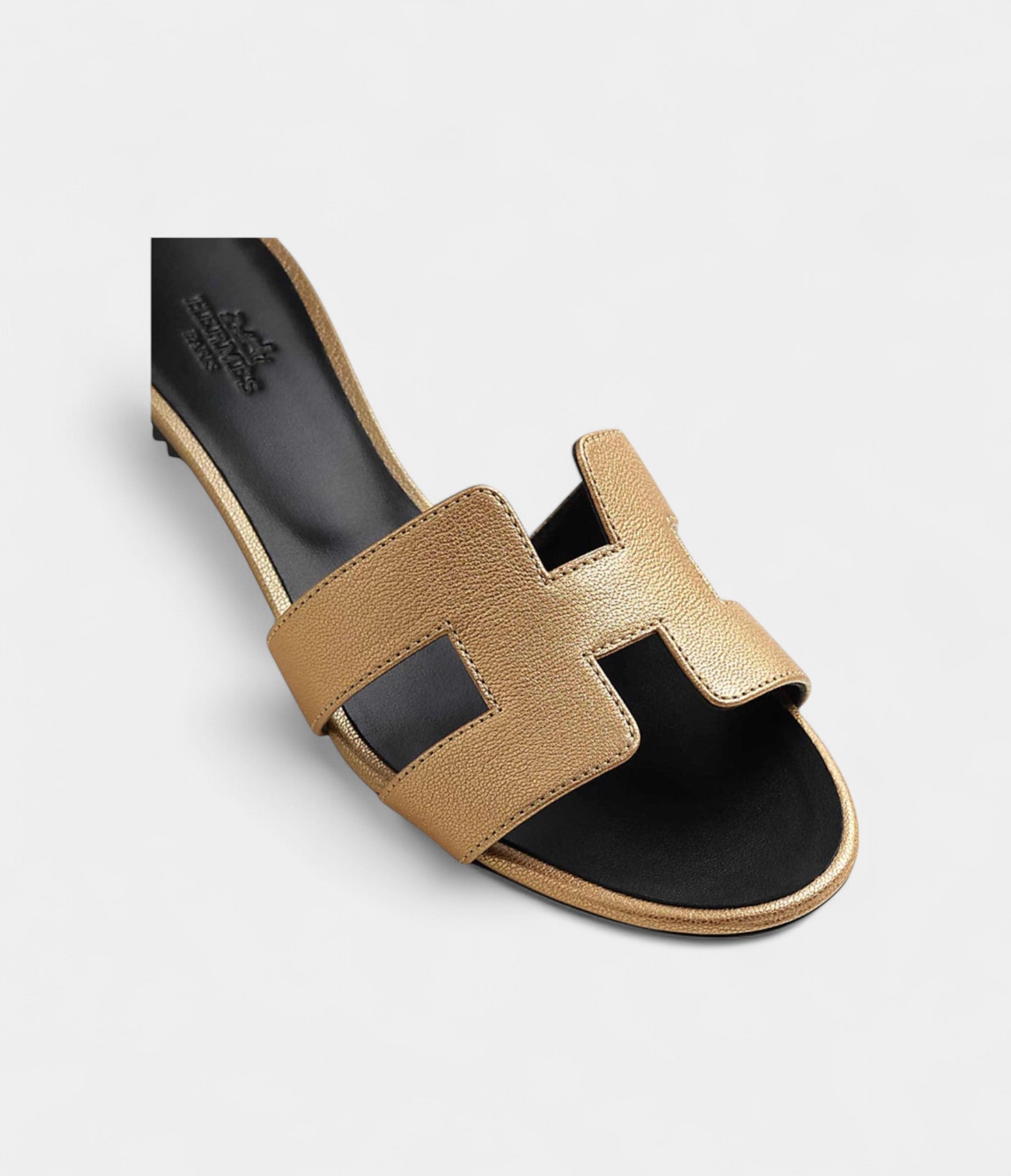 Hermès Oasis Sandals Calfskin Gold Dore Side