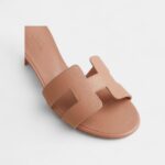 Hermès Oasis Sandals Epsom Calfskin Beige Pearl