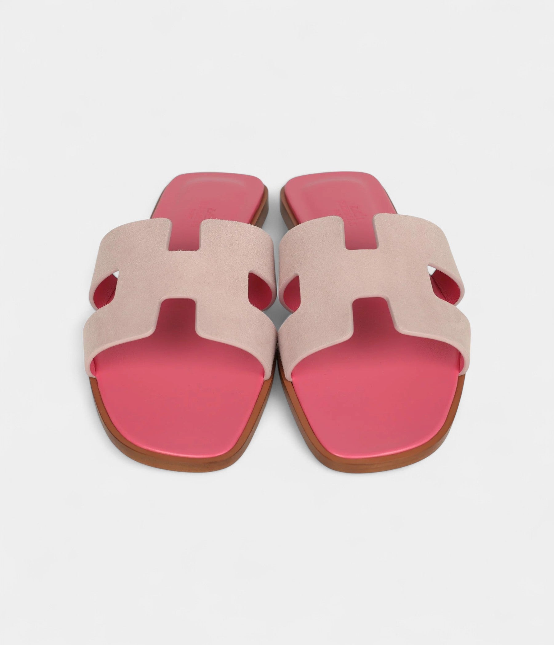 Hermès Oran Sandals Rose Porcelaine 40 EU