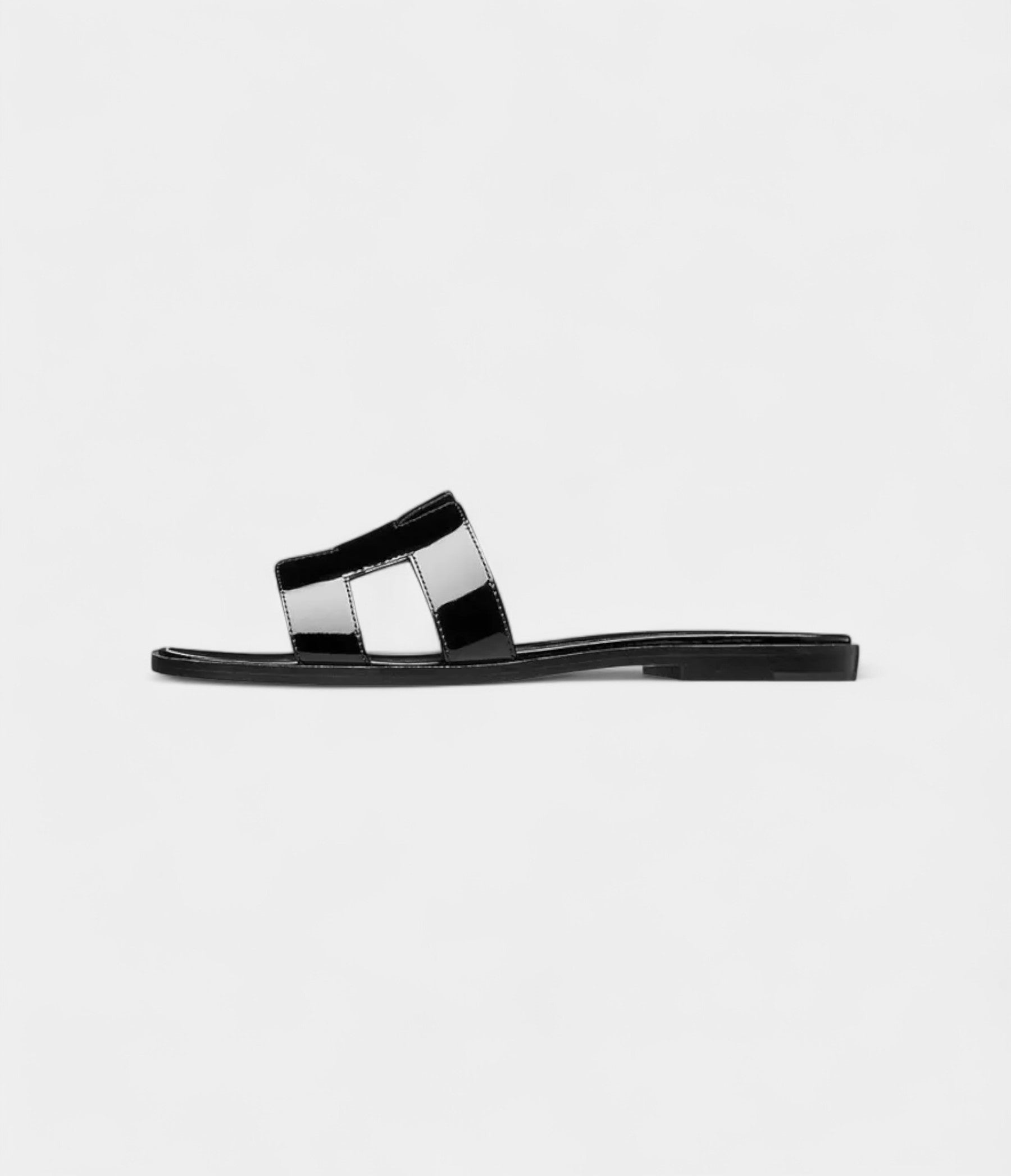 HermesOranSandalsSlippersWomen_sBrightBlack_2_49c20b57-1d9c-4e9d-a9cb-21bdb1a78eb1.jpg Hermès Oran Sandals Slippers Women's Bright Black
