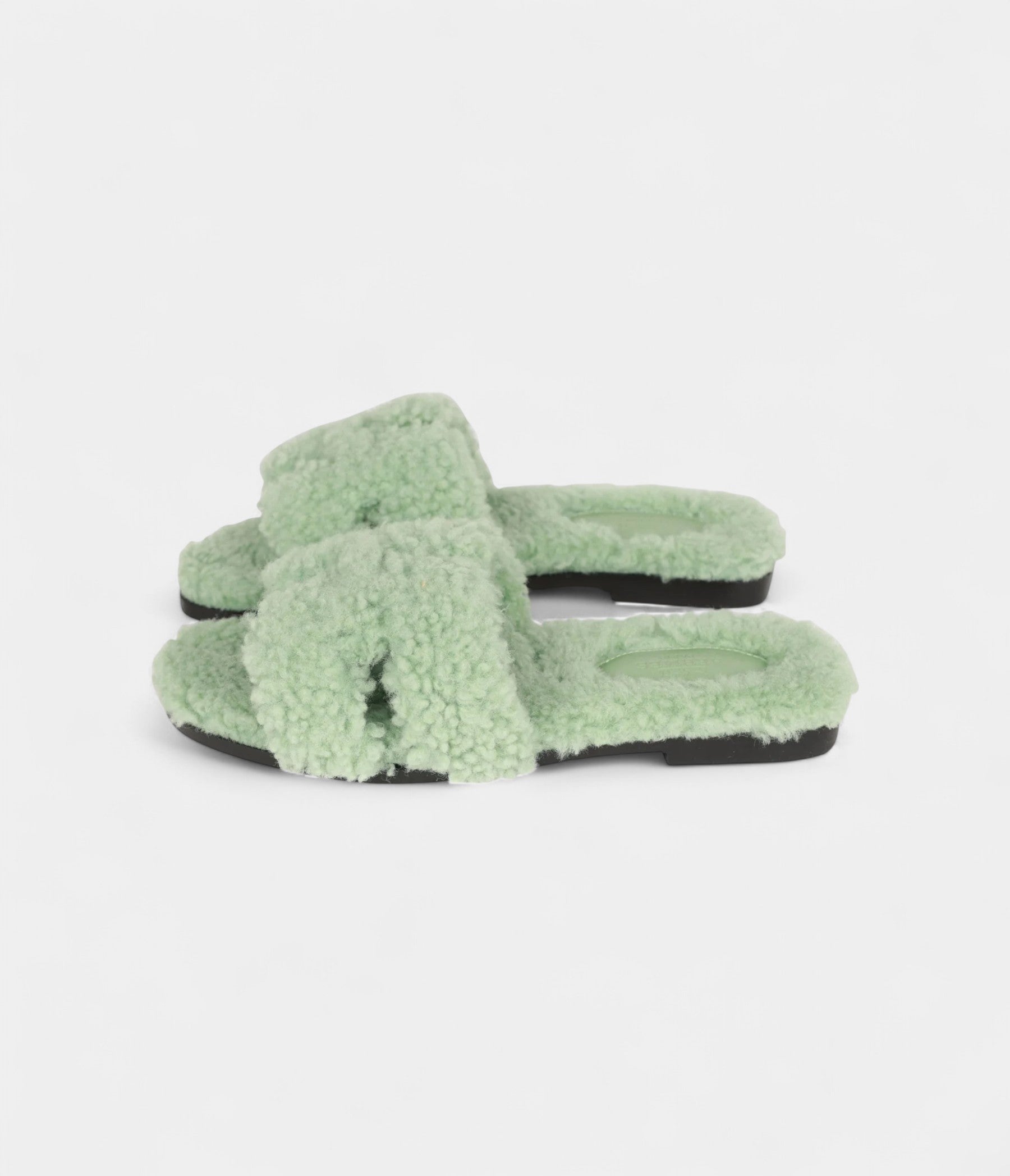 Hermès Oran Sandals Vert D'eau Woolskin 35