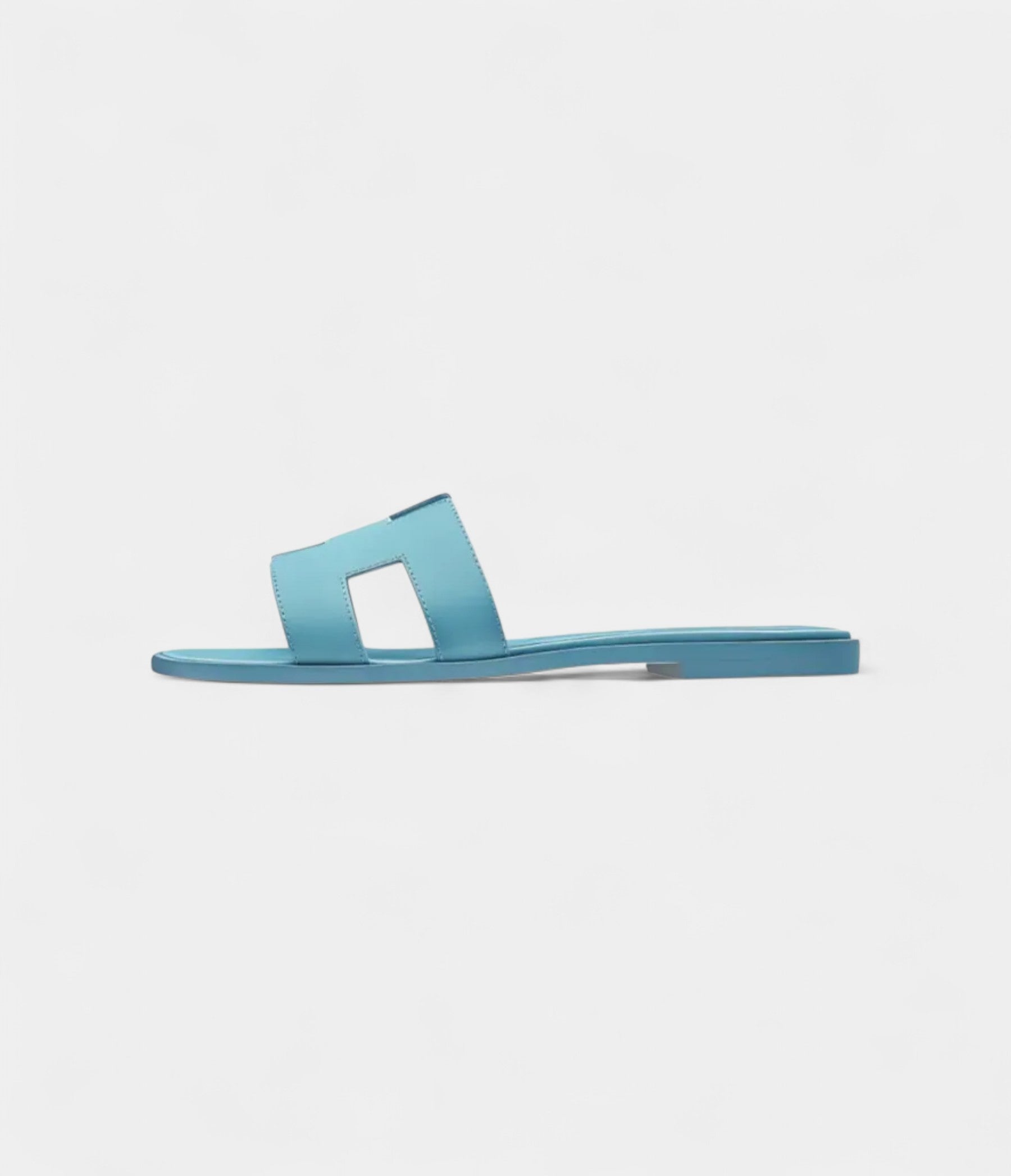 Hermès Oran Sandals for Women In Dorset Blue