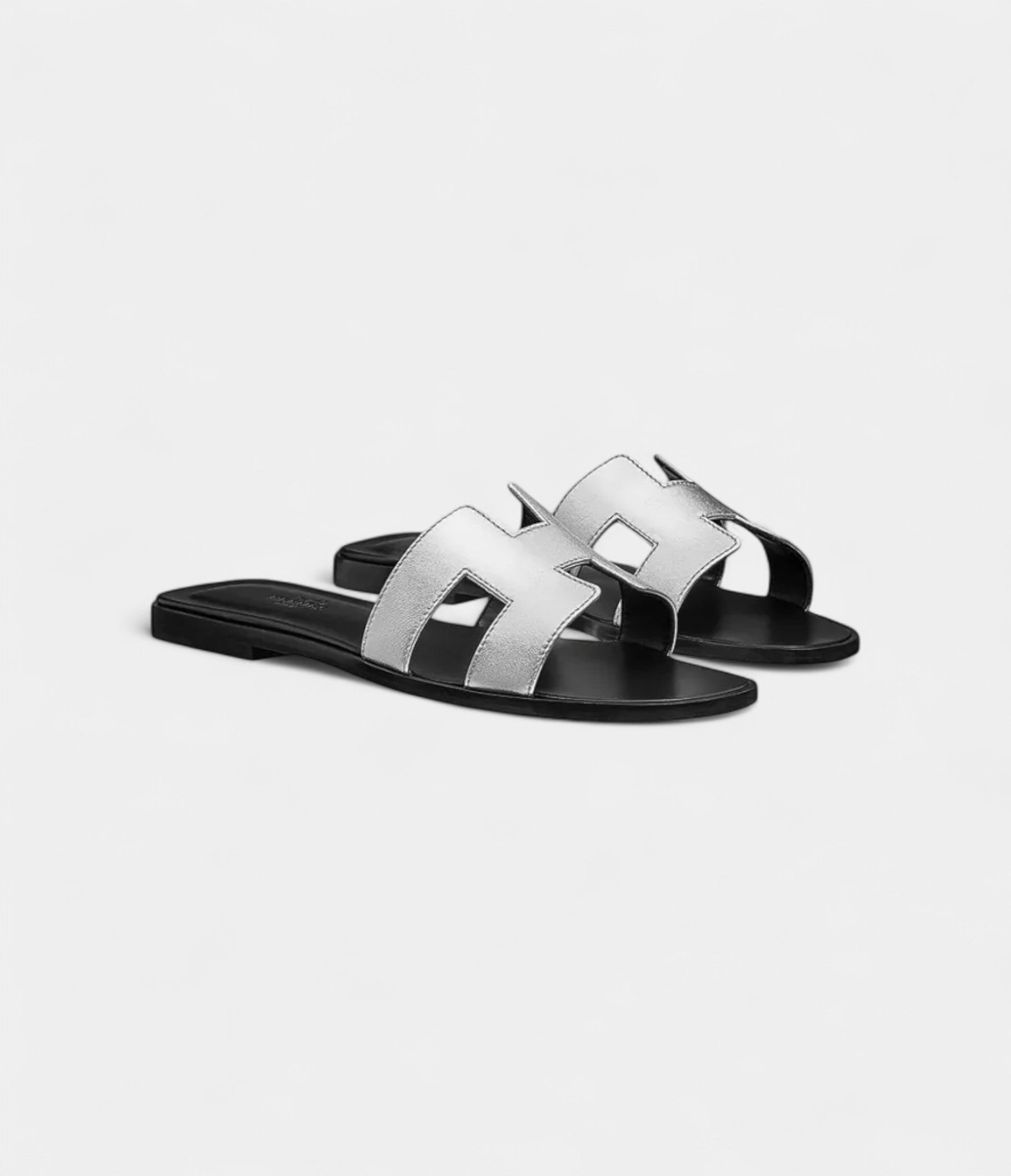 Hermès Oran Sandals for Women In Silver