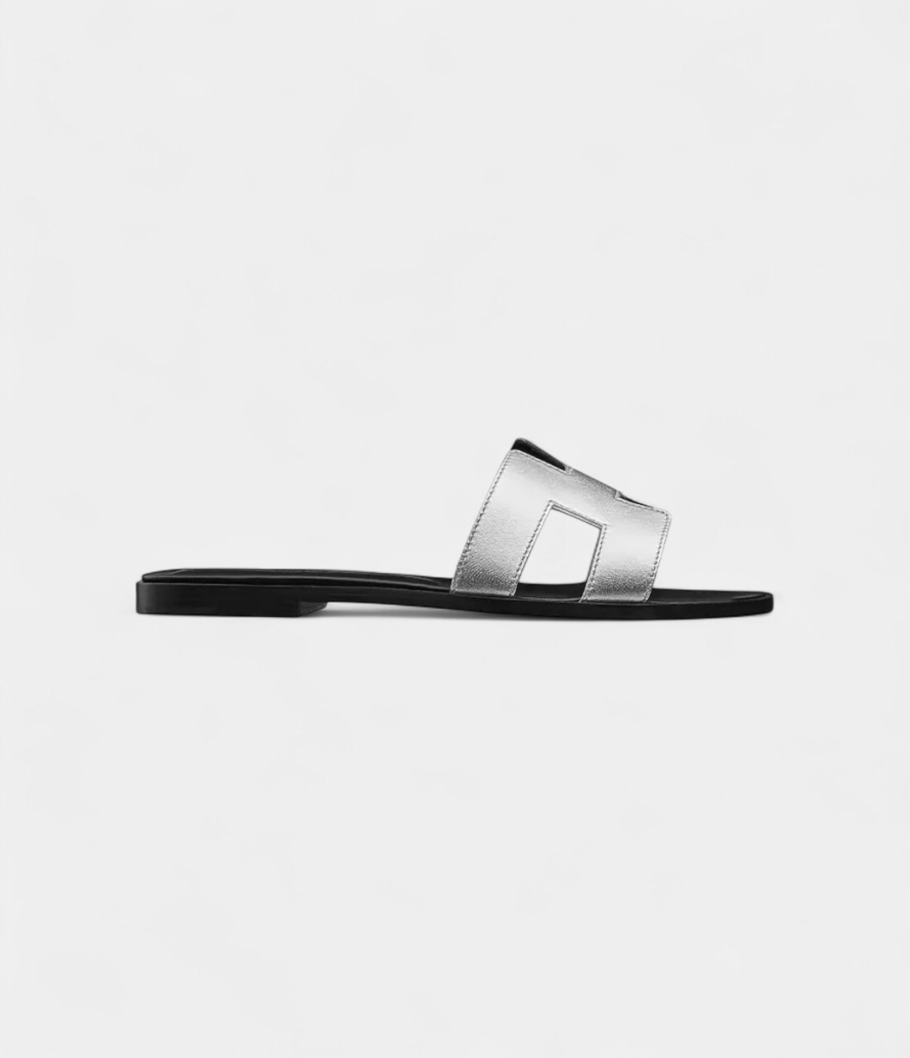 Hermès Oran Sandals for Women In Silver