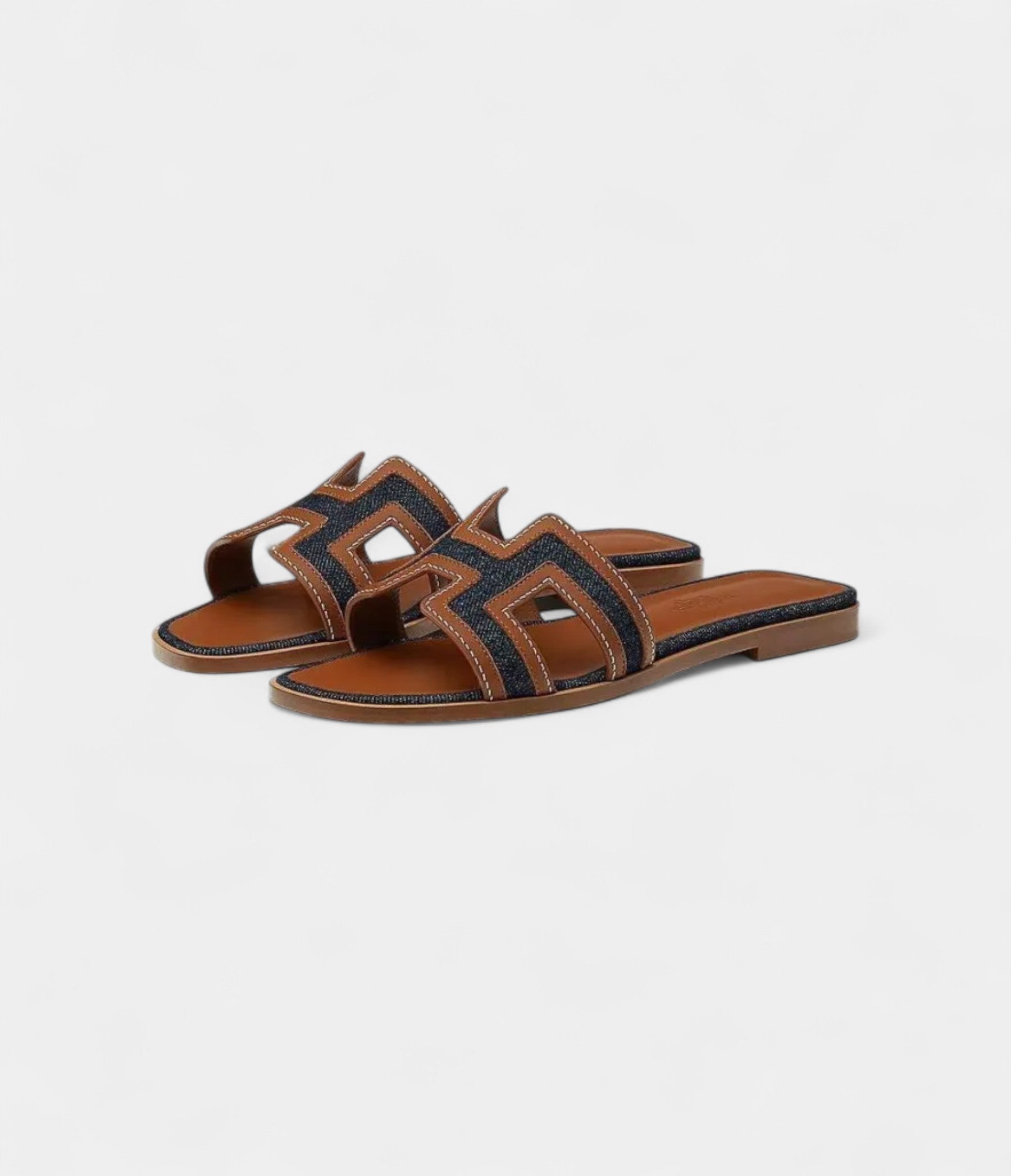 Hermès Oran Sandals for Women In Summer Brown Leather with Umber