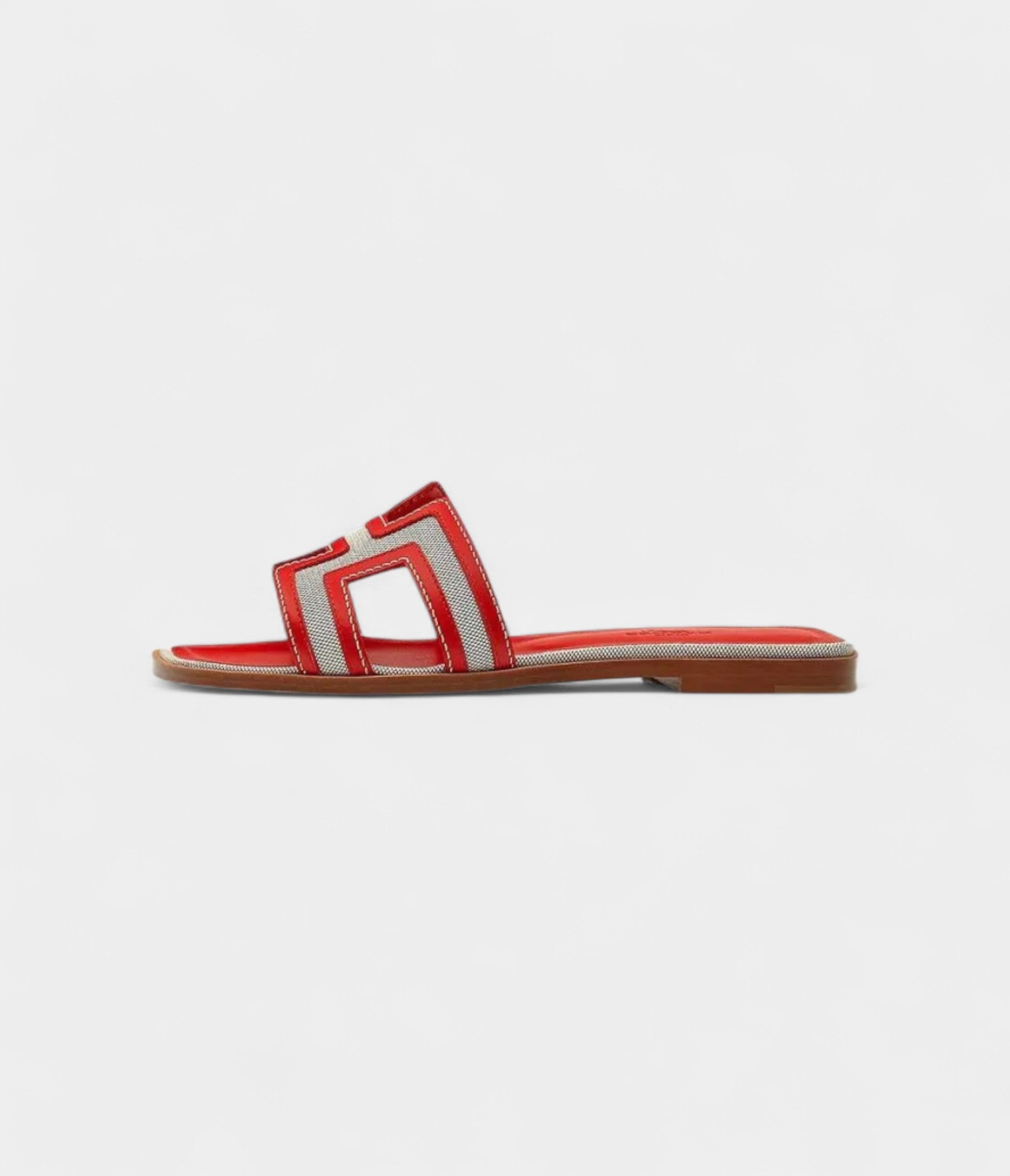 HermesOranSandalsforWomenInSummerQuickDryLeatherwithRed_1.jpg Hermès Oran Sandals for Women In Summer Quick Dry Leather with Red