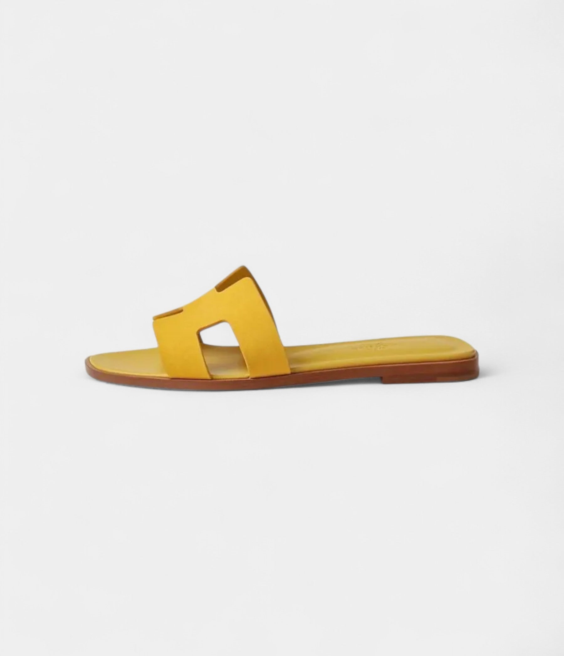 Hermès Oran Sandals for Women – Spring & Summer Edition in Yellow Leather