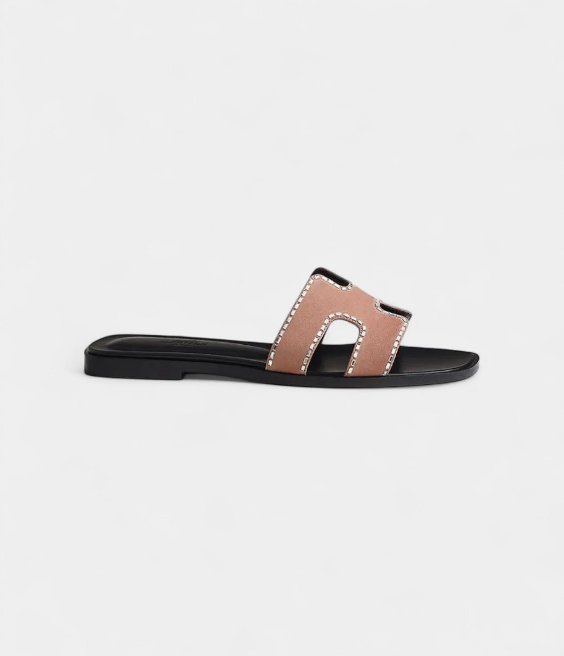 HermesOranSandalsforWomen_Spring_Summer_FallEditioninPearlescentRose_4.jpg Hermès Oran Sandals for Women – Spring, Summer & Fall Edition in Pearlescent Rose