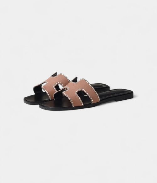 Hermès Oran Sandals for Women – Spring, Summer & Fall Edition in Pearlescent Rose