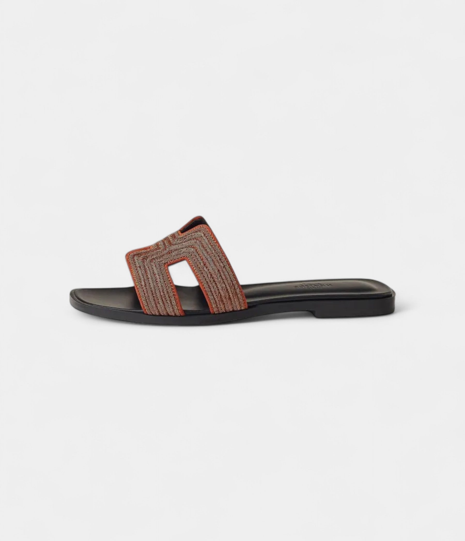 HermesOranSandalsforWomen_SummerEditioninBlack_Brown_2.jpg Hermès Oran Sandals for Women – Summer Edition in Black & Brown