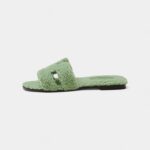 Hermès Oran Sandals for Women in Slip-Resistant Green