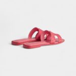 Hermès Oran Stylish Sandals for Women in Abrasion-Resistant Pink Leather