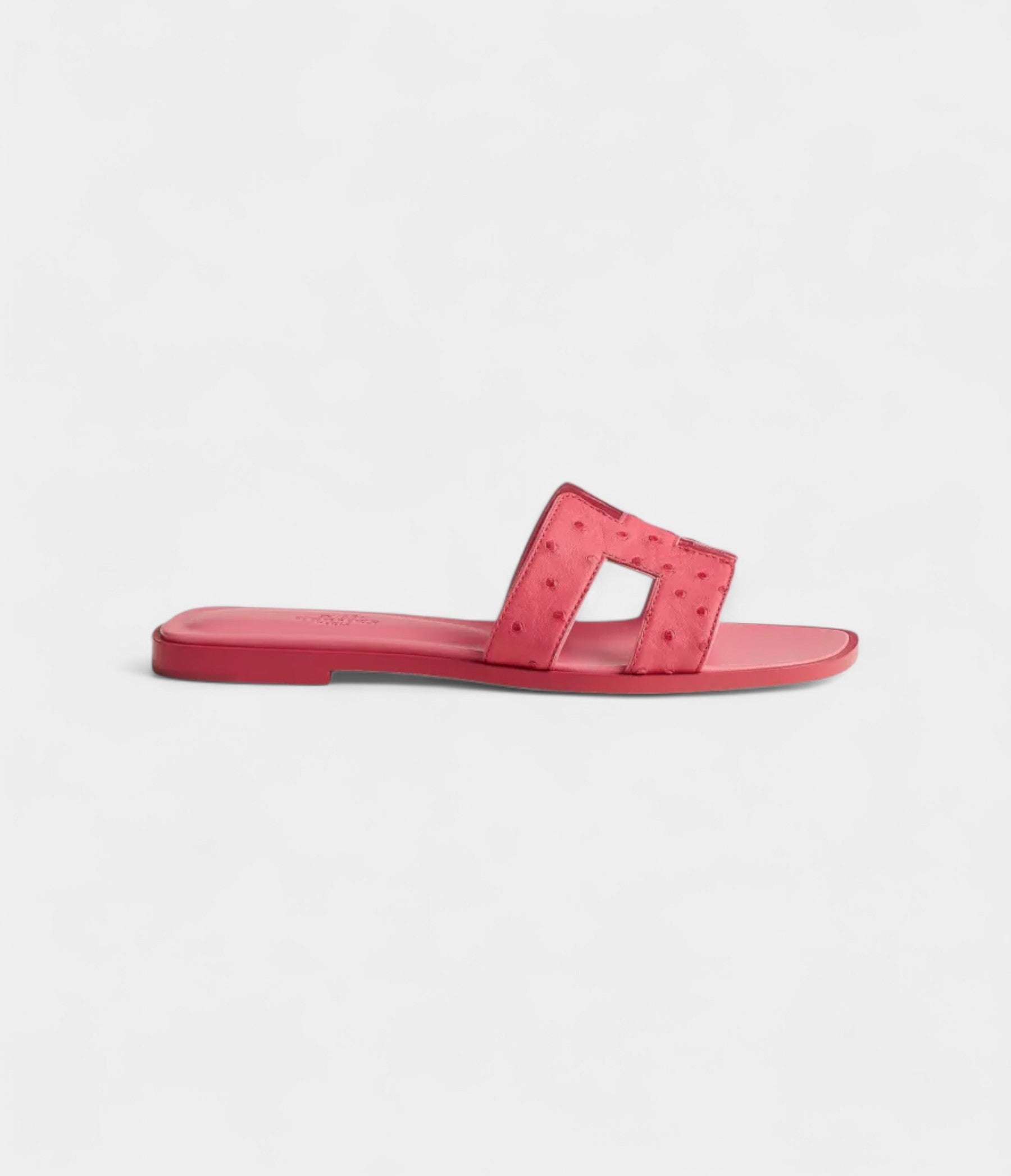 Hermès Oran Stylish Sandals for Women in Abrasion-Resistant Pink Leather