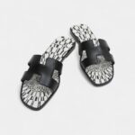 Hermès Oran Stylish Sandals for Women in Black & White Calfskin