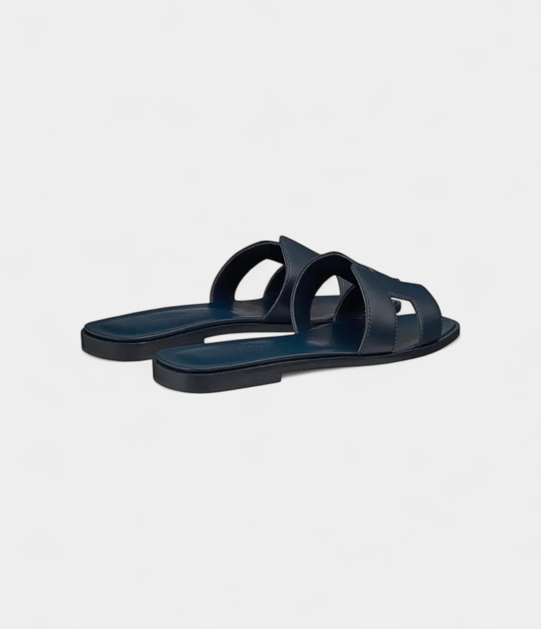 HermesOranStylishSandalsforWomeninBlueCowLeather_3.jpg Hermès Oran Stylish Sandals for Women in Blue Cow Leather