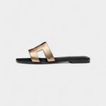 Hermès Oran Stylish Sandals for Women in Champagne Black