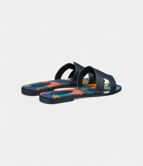 Hermès Oran Stylish Sandals for Women in Slip Resistant Indigo Cow Leather