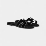 Hermès Oran Stylish Sandals for Women in Summer Editation Nappa Suede Black