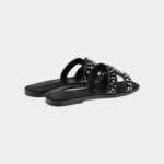 Hermès Oran Stylish Sandals for Women in Summer Editation Noir Stud Calfskin Black