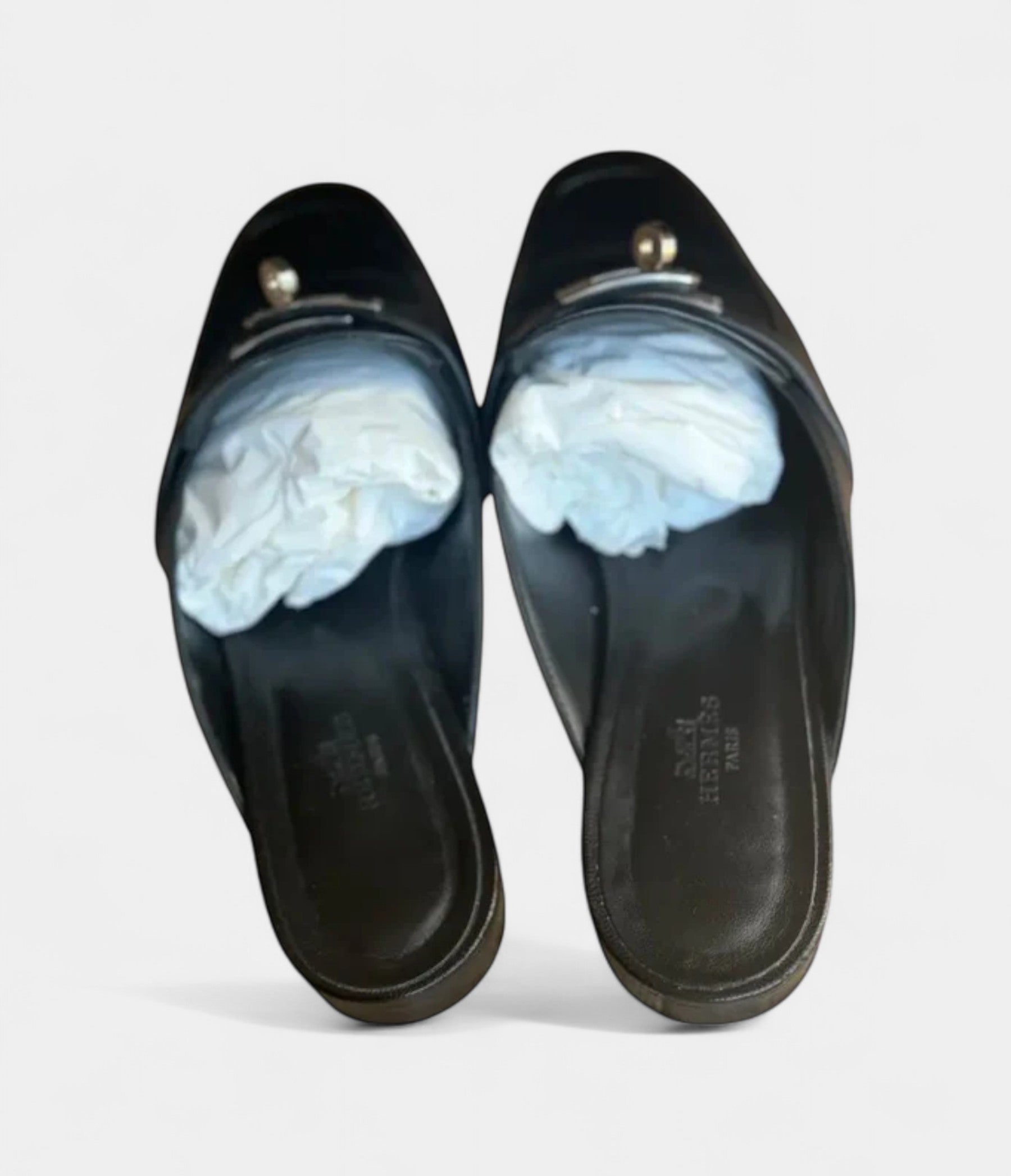 Hermès Oz Leather Mules & Clogs Bold Sophistication Meets Everyday Ease