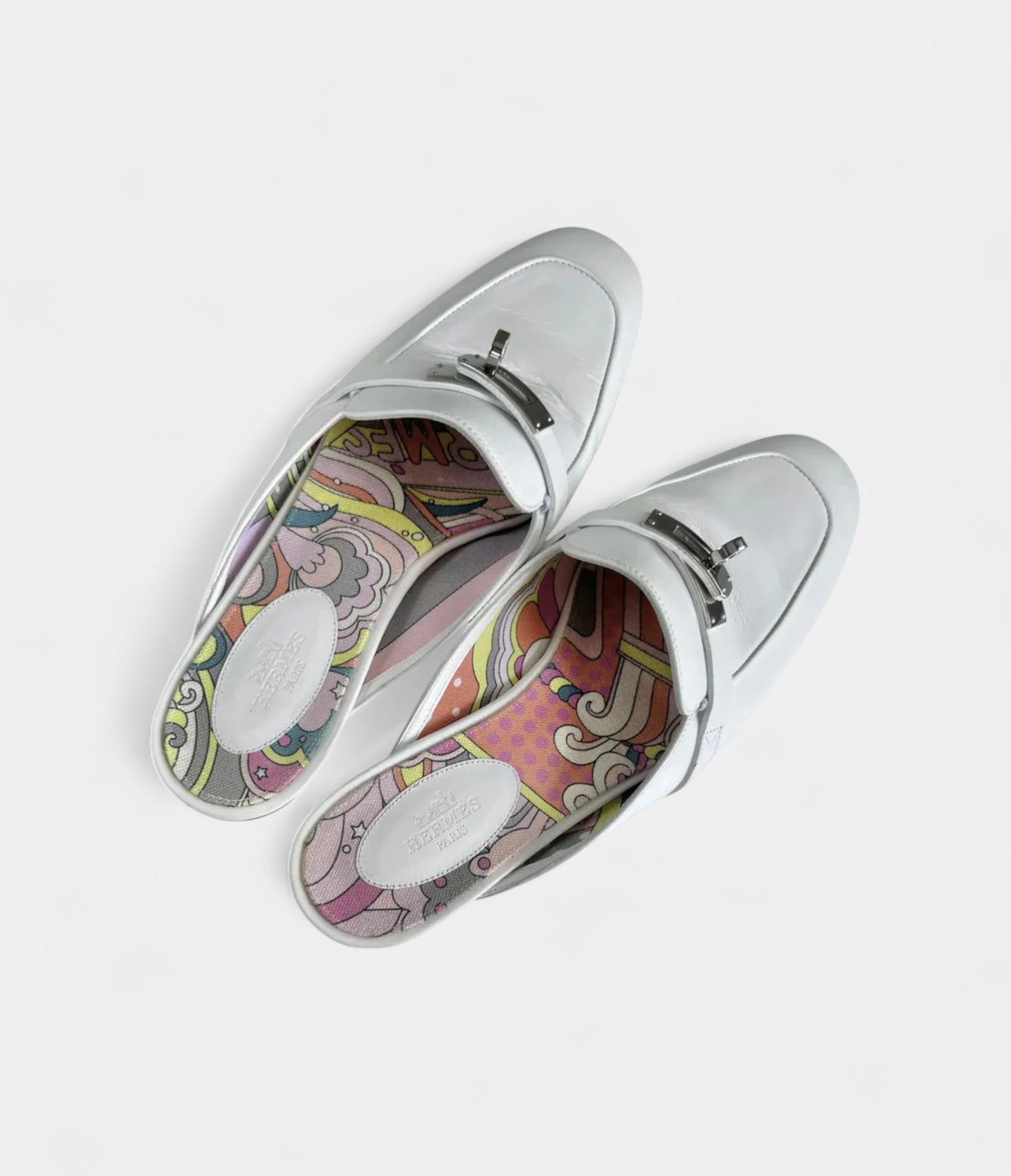 Hermès Oz Leather Mules & Clogs Iconic Elegance with a Contemporary Edge