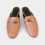 Hermès Oz Leather Mules & Clogs Sophisticated Style Meets Everyday Luxury