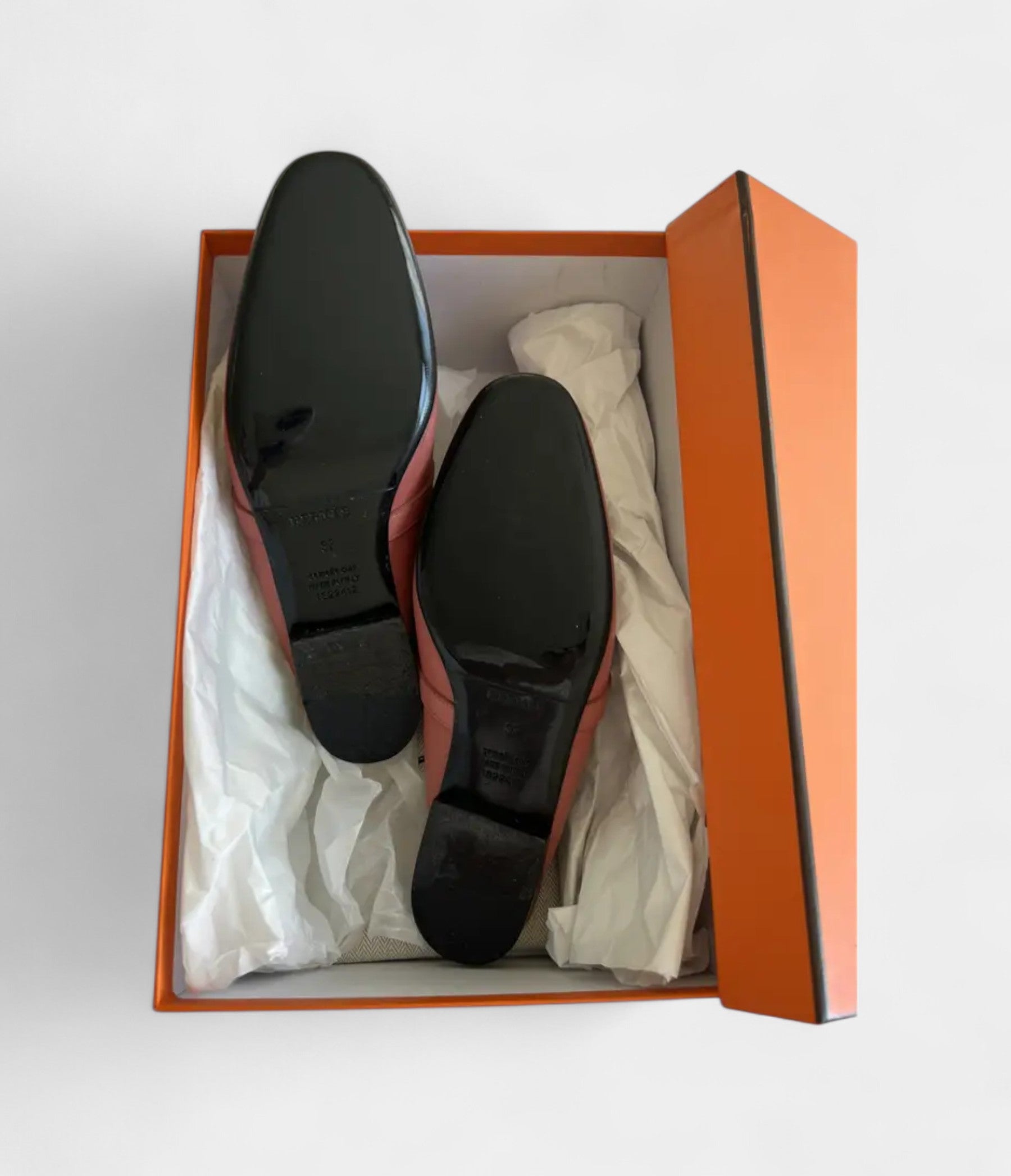 HermesOzLeatherMules_ClogsThePerfectBalanceofRefinedandRelaxed_3.jpg Hermès Oz Leather Mules & Clogs The Perfect Balance of Refined and Relaxed