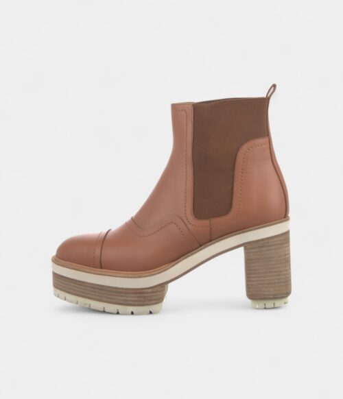 Hermès Punchy Leather Chelsea Boots Sleek Definition Effortless Edge