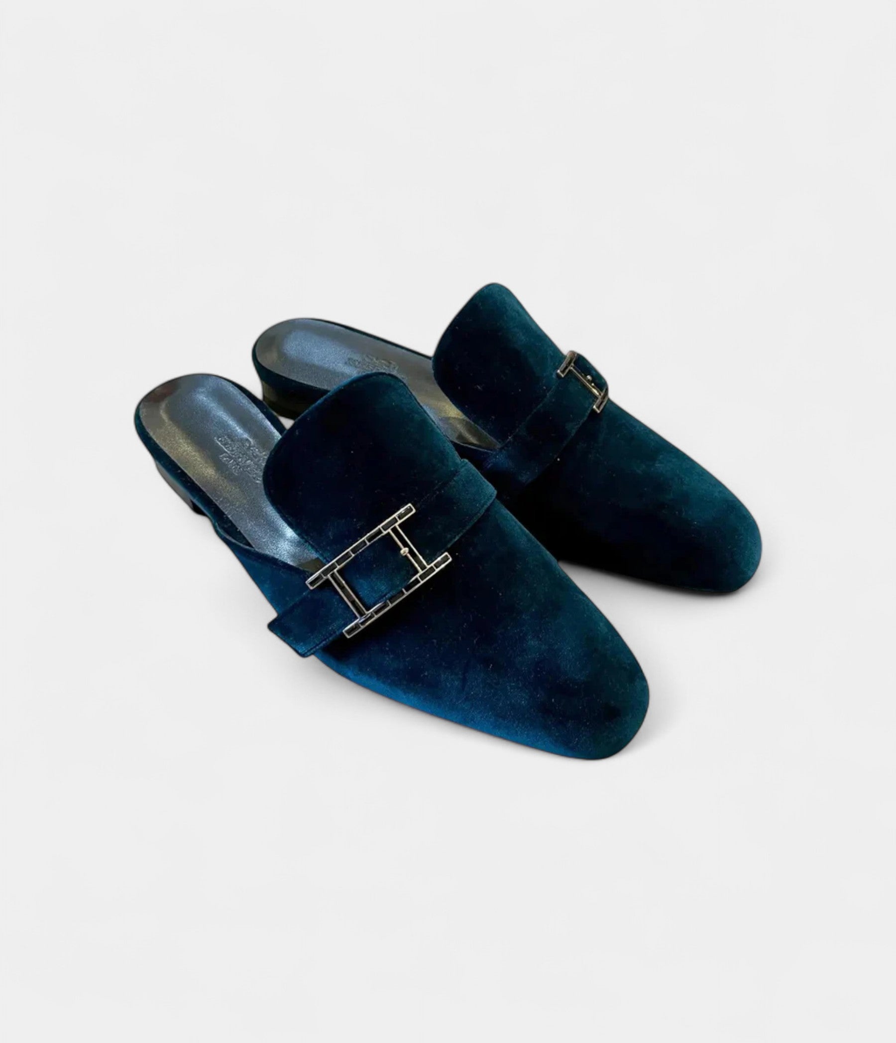 Hermès Velvet Mules & Clogs Luxurious Texture Meets Timeless Sophistication