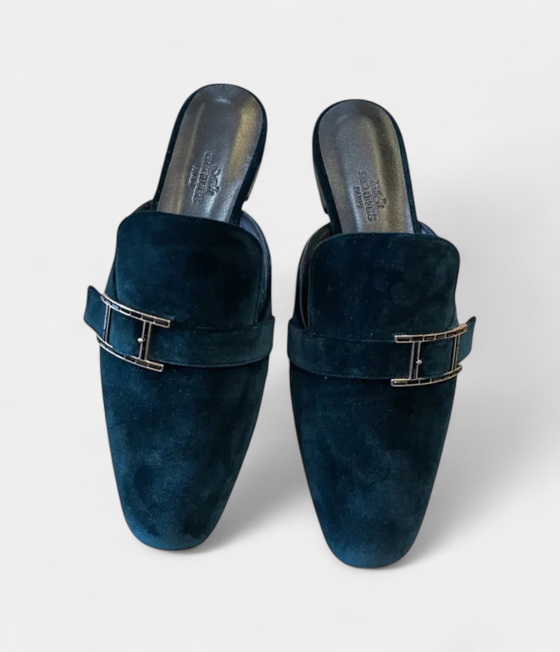 Hermès Velvet Mules & Clogs Luxurious Texture Meets Timeless Sophistication