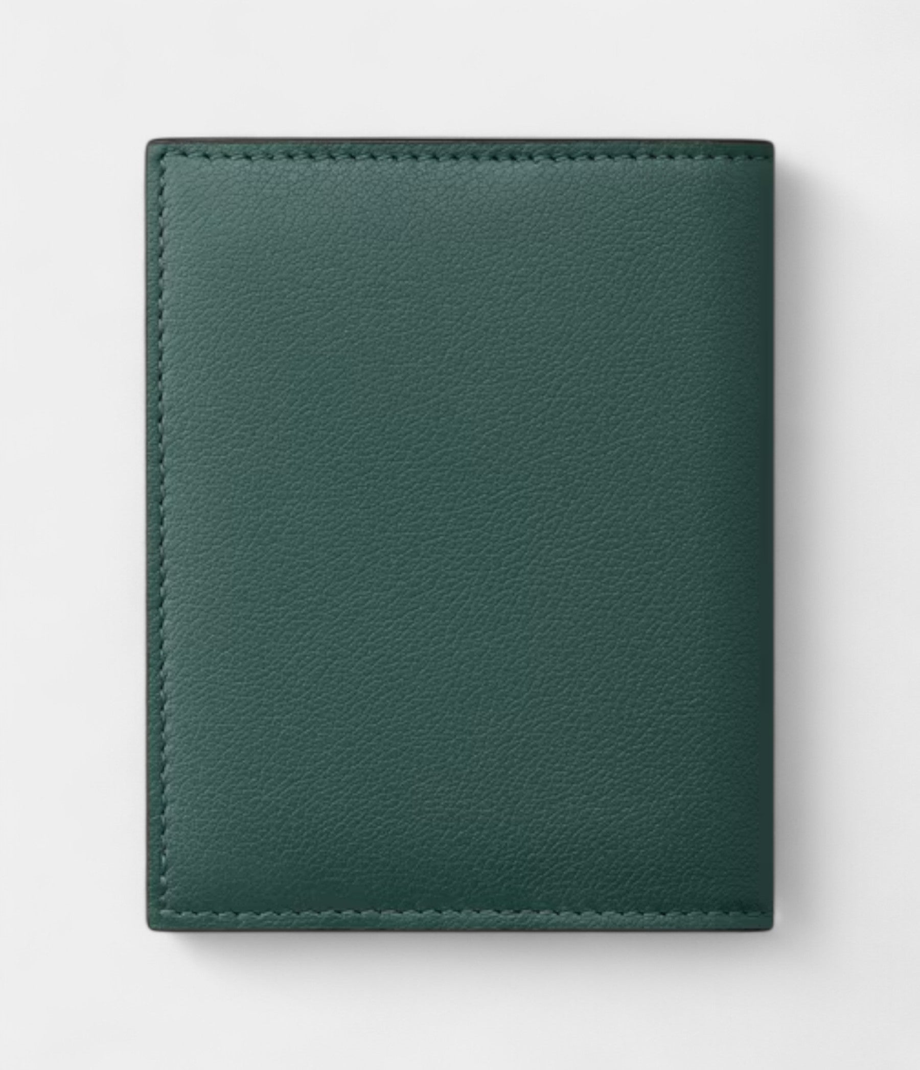 PantheredeCartierFour-CreditCardHolderinPineGreen_1.jpg Panthère de Cartier Four-Credit Card Holder in Pine Green