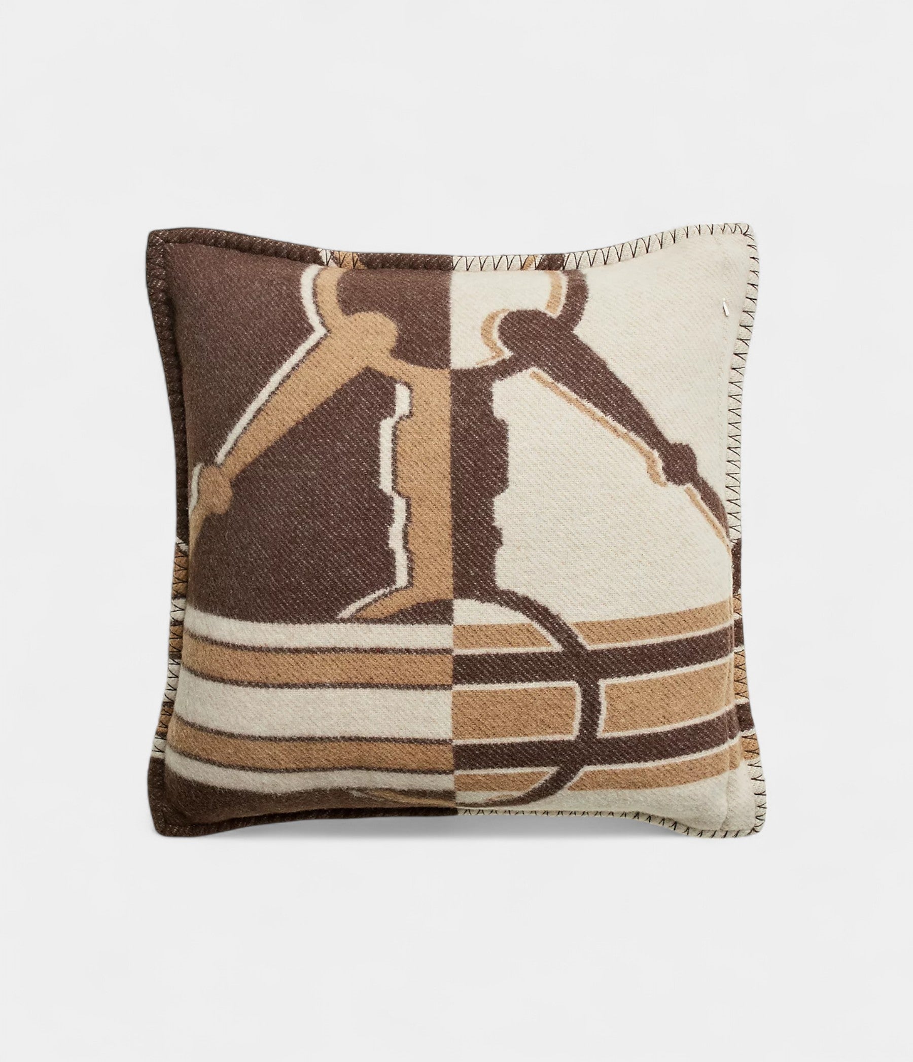 TatersalePillowALuxuriousBlendofComfortandCraftsmanship_5.jpg Tatersale Pillow A Luxurious Blend of Comfort and Craftsmanship