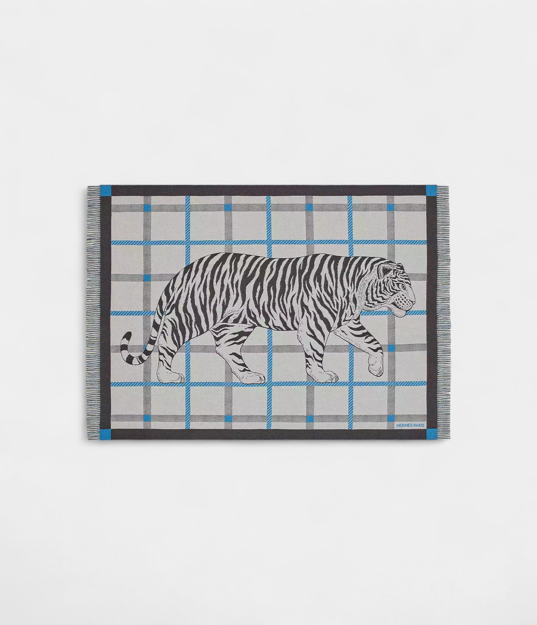 TigreAltai2BlanketAHarmoniousBlendofArtistryandLuxury_2.jpg Tigre Altai 2 Blanket A Harmonious Blend of Artistry and Luxury