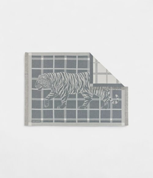 Tigre Altai 2 Blanket A Harmonious Blend of Artistry and Luxury