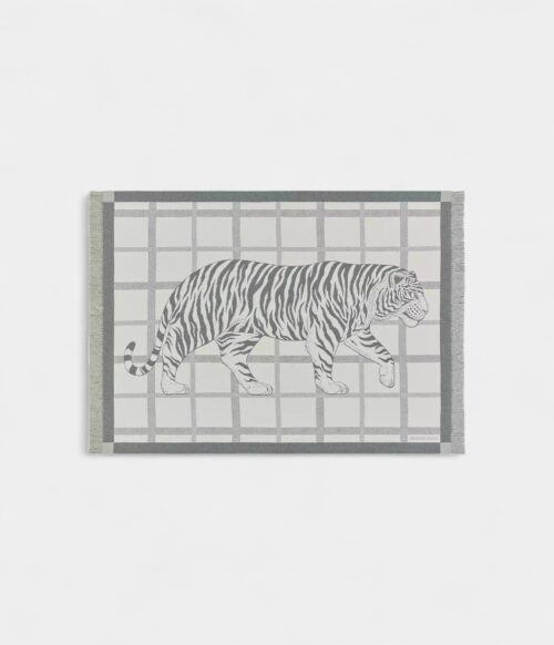 Tigre Altai 2 Blanket A Harmonious Blend of Artistry and Luxury