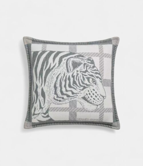 Tigre Altai 2 Pillow A Bold Expression of Art and Comfort