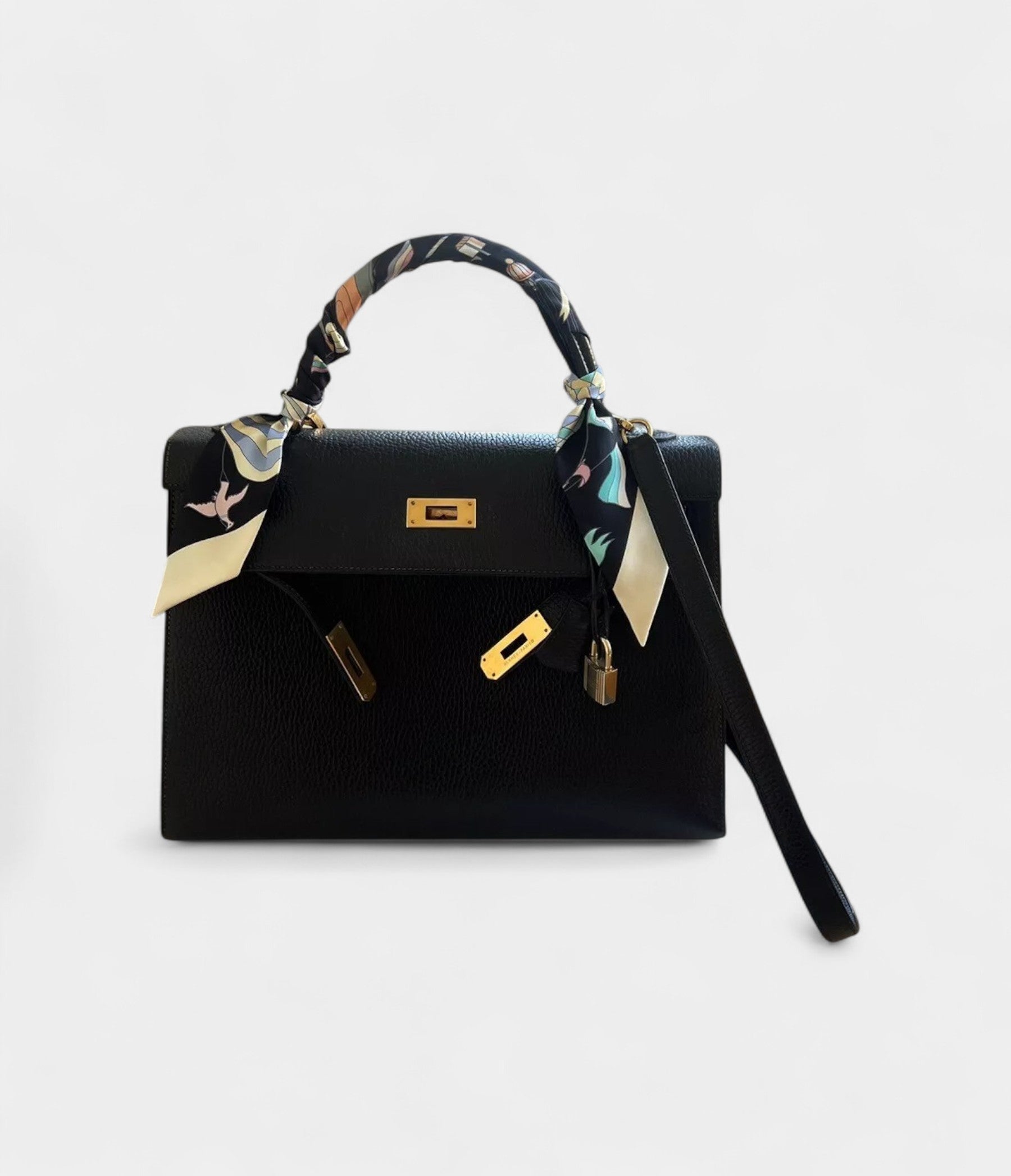 Vintage Hermès Kelly 32 Black Box Calfskin Palladium Hardware