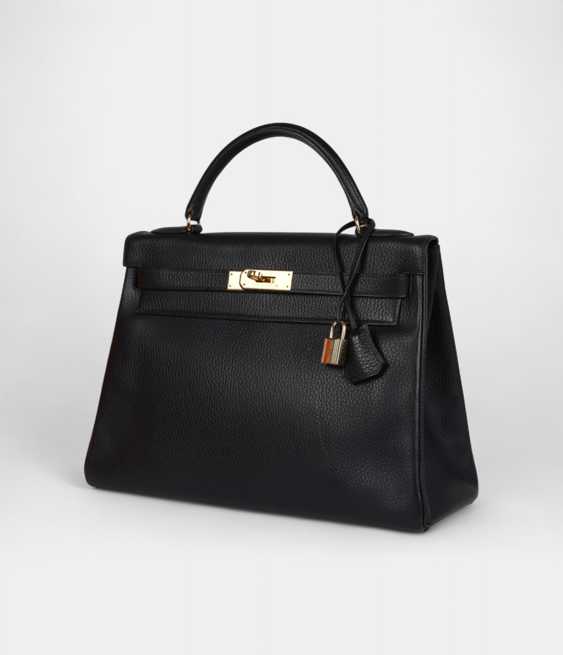 VintageHermesKelly32BlackToTheArdennesGoldHardware_3.jpg Vintage Hermes Kelly 30 Black To The Ardennes Gold Hardware