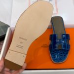 Hermès Oran Sandals for Women In Summer Quick Dry Leather with blue